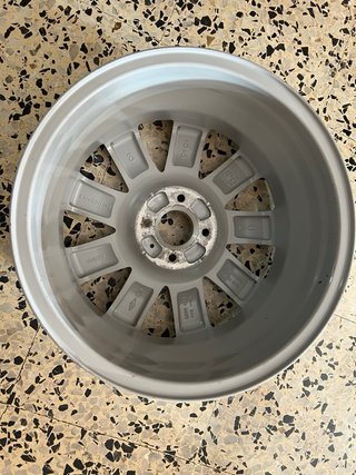 4 Llantas 16” Renault