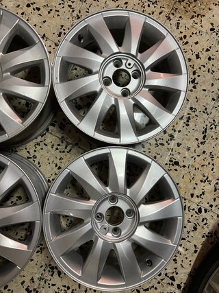 4 Llantas 16” Renault