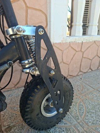Patinete Eléctrico Robusto con Asiento