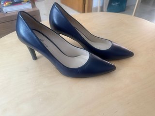 Zapatos de tacón (salón) Gloria Ortiz azul marin