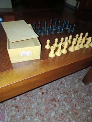Ajedrez Staunton Nº 4 Piezas Macizas