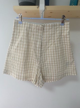 Shorts cuadros H&M beige y blanco