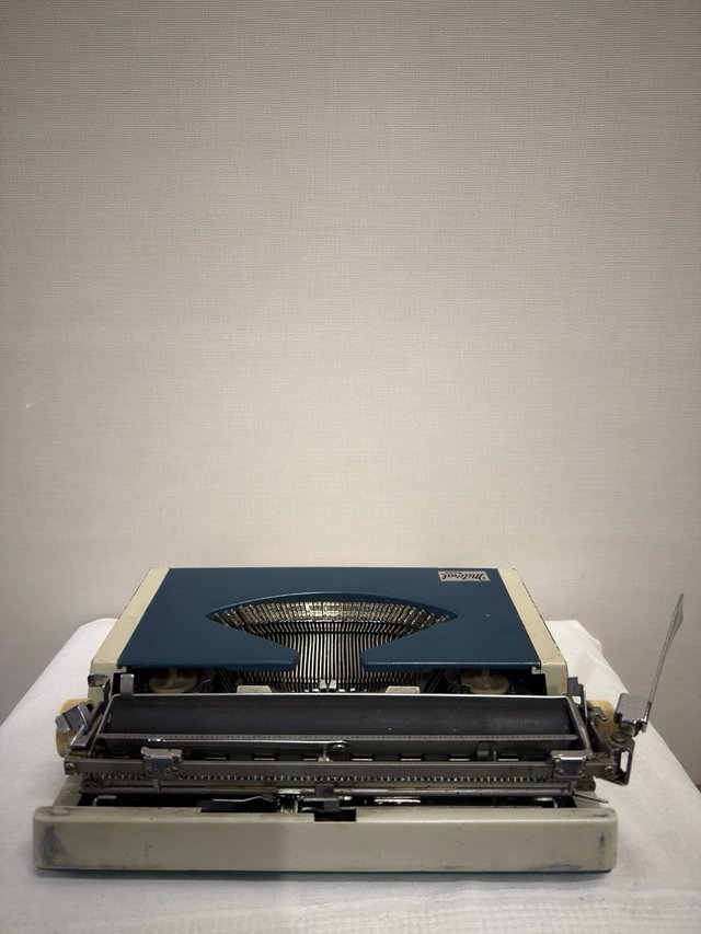 Máquina de Escribir Mitoral 2000 Vintage Azul