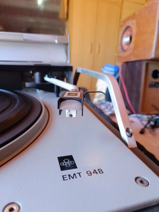 Tocadiscos EMT 948 Broadcast Turntable