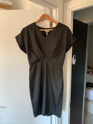 Vestido negro elegante