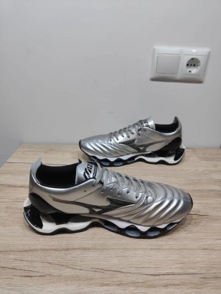 Zapatillas wave prophecy morelia neo silver 42,5