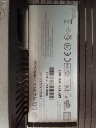 Monitor LG Flatron 19 + Cable Alimentación