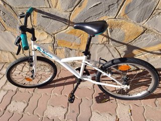 Bicicleta infantil Btwin blanca
