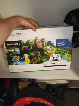 Xbox One S Blanca