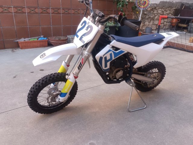 Husqvarna EE5 Motocross Seminueva