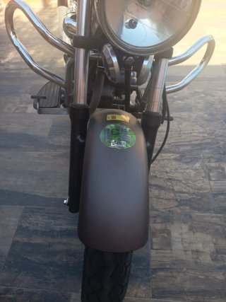 Keeway Cruiser Marrón y Negra