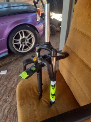 Suspensión de bici con guardabarros