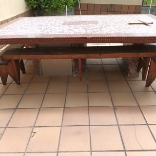 Banco rústico de madera artesanal