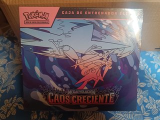 ETB Pokémon Megaevolución Caos Creciente