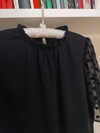 Blusa negra elegante talla S