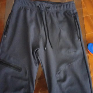 Pantalones Nike grises Talla M