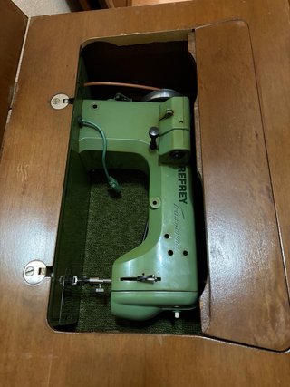 Mueble/armario máquina coser Refrey plegable