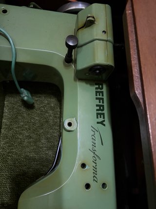 Mueble/armario máquina coser Refrey plegable