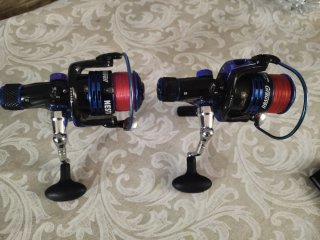 2 carretes de pesca Grauvell Nesta R 30