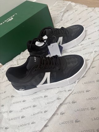 Zapatillas Lacoste Negras y Blancas