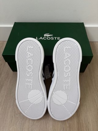 Zapatillas Lacoste Negras y Blancas