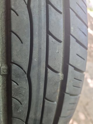 Neumáticos ocasion 175 65r15 84h dunlop