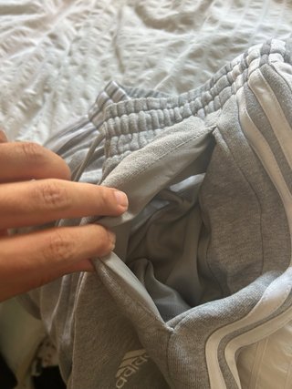 Pantalón de chándal Adidas gris