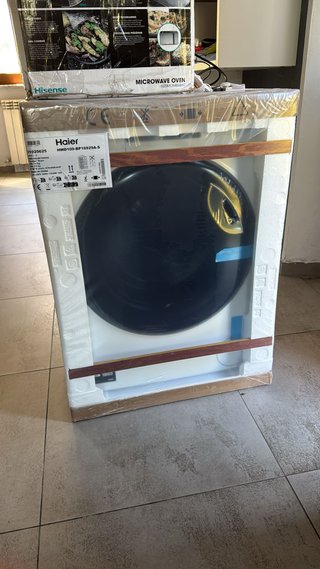 Lavasciuga Haier nuova imballata