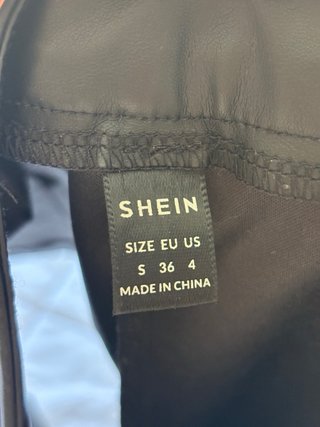 Shorts de cuero sintético tiro alto Talle S