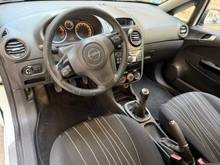 Opel Corsa 2010