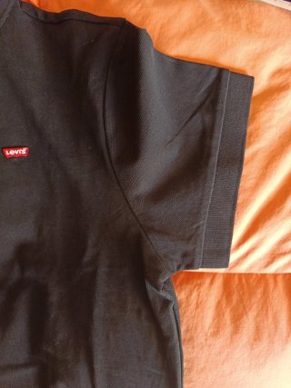 Camiseta  Levi's Hombre tallas XL y M