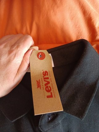 Camiseta  Levi's Hombre tallas XL y M
