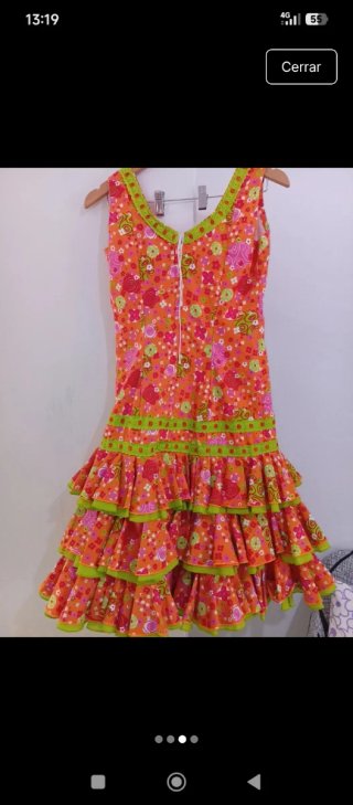 Traje de flamenca naranja y verde