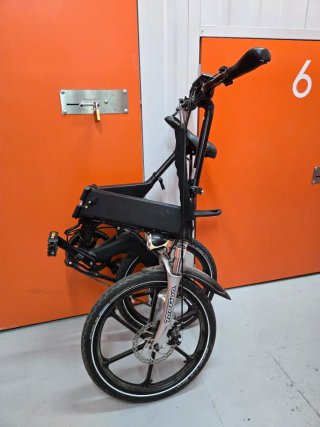 Bicicleta Eléctrica Plegable Averiada