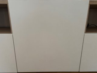 Mueble TV beige y marrón
