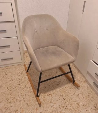 Mecedora adulto beige tela y madera