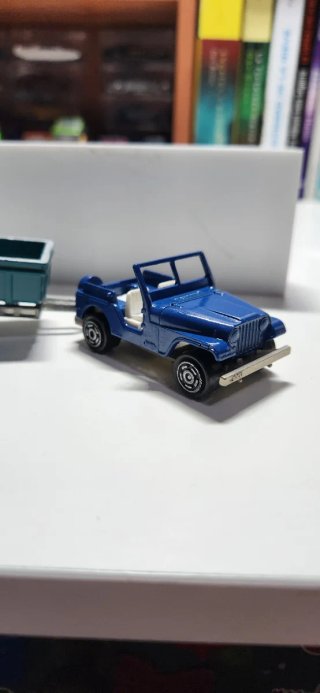 Jeep Vintage Majorette con Remolque