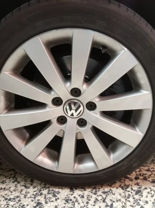 TAPAS CENTRO LLANTA EMBLEMA VOLKSWAGEN