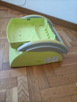 Sillita/Trona portátil infantil verde