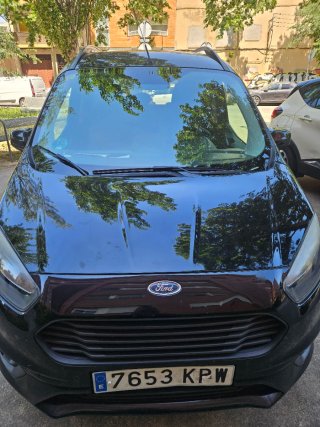 Ford E-Tourneo Courier 2018
