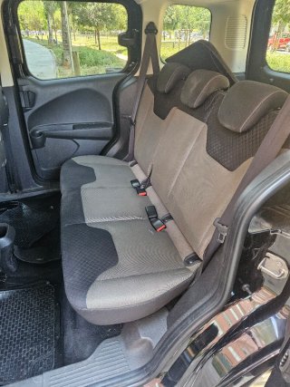 Ford E-Tourneo Courier 2018