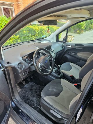 Ford E-Tourneo Courier 2018