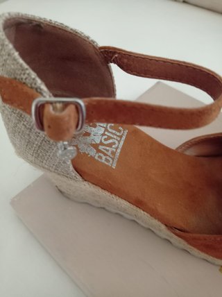 Cuñas Alpargatas Basic Beige