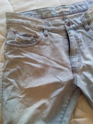 Pantalón corto vaquero azul claro