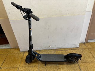 Patinete Eléctrico Negro
