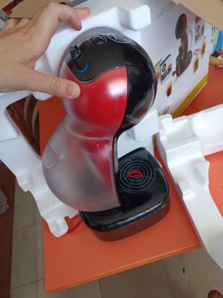 Cafetera Nescafé Dolce Gusto DeLonghi