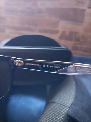 Gafas de sol Emporio Armani negras y azules