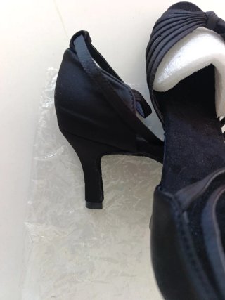 Tacones de baile salón negro