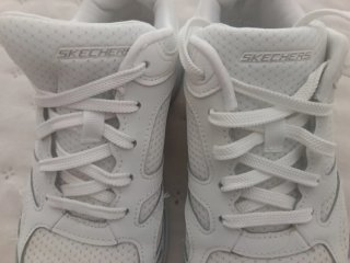 Tenis Skechers Blancos