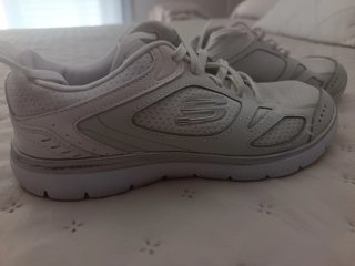 Tenis Skechers Blancos